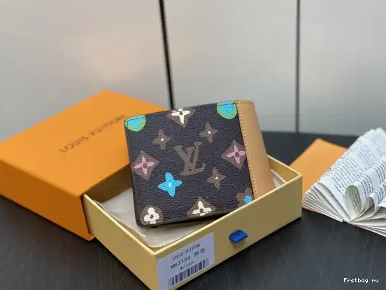First bag ru VUITTON WALLET-11.5*9*1.5cm LOUIS MULTIPLE 0601